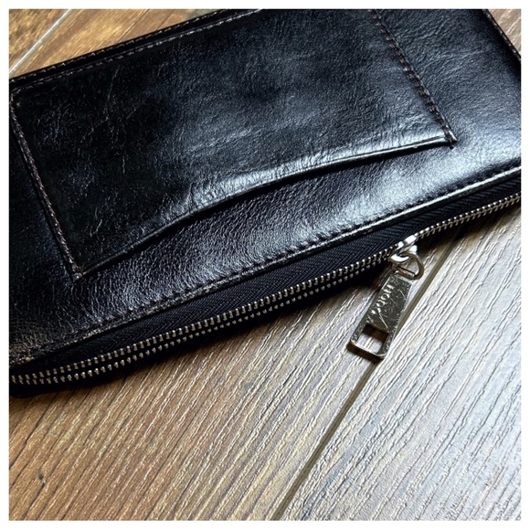 HOBO Retired The Original Black Leather Wallet - Picture 2 of 11